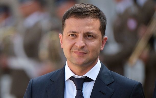 Зеленський підписав закон про штрафи за недостовірне декларування