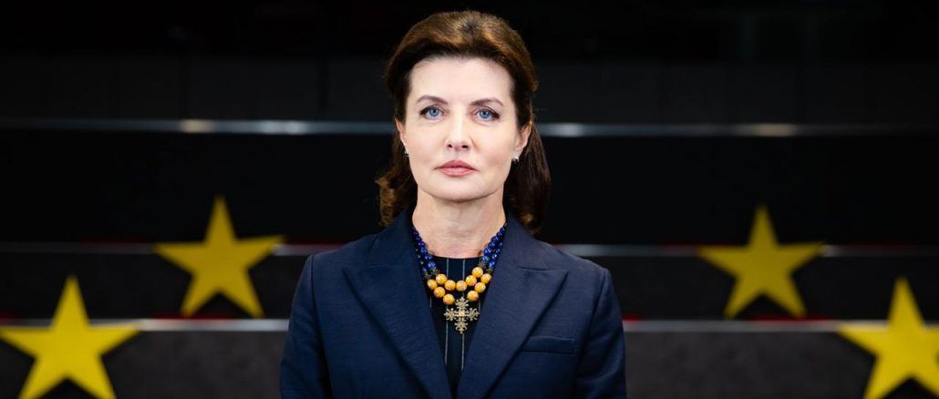 Марина Порошенко закликала Київраду не повторювати помилки центральної влади