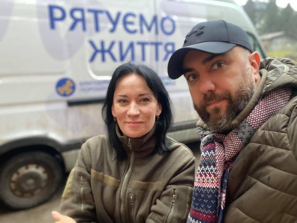 У лікарні Львівщини, Прикарпаття та Буковини волонтери доставили концетратори від Порошенка, фото