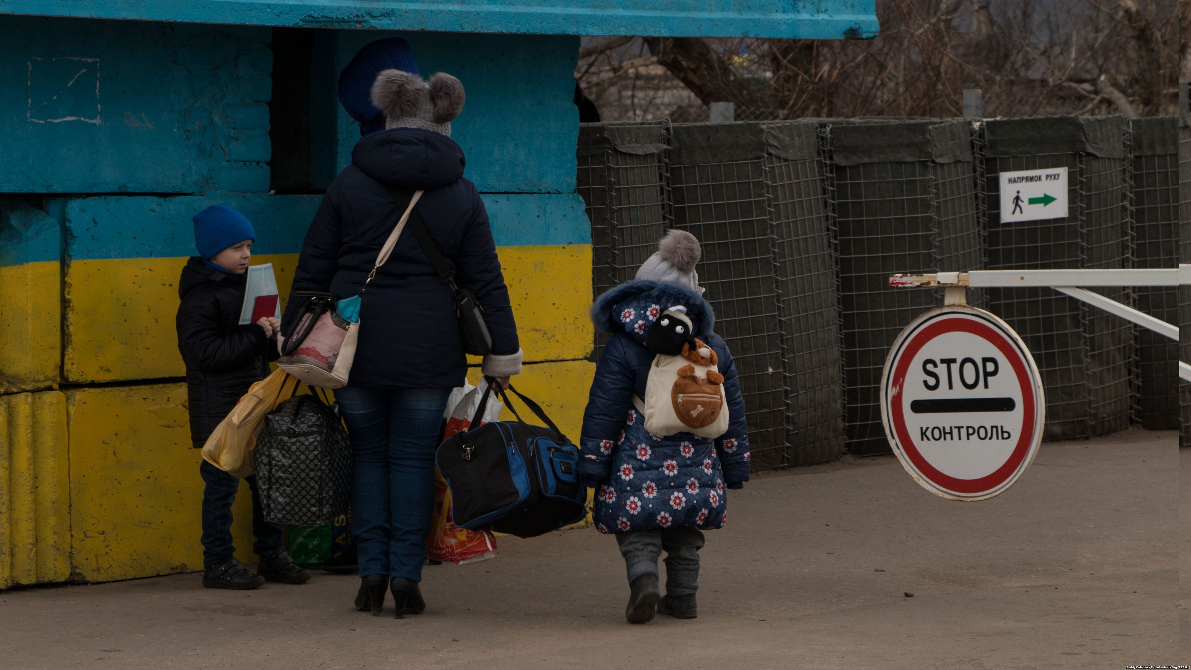 Ворожі «салюти»: окупанти сім разів атакували позиції українських захисників
