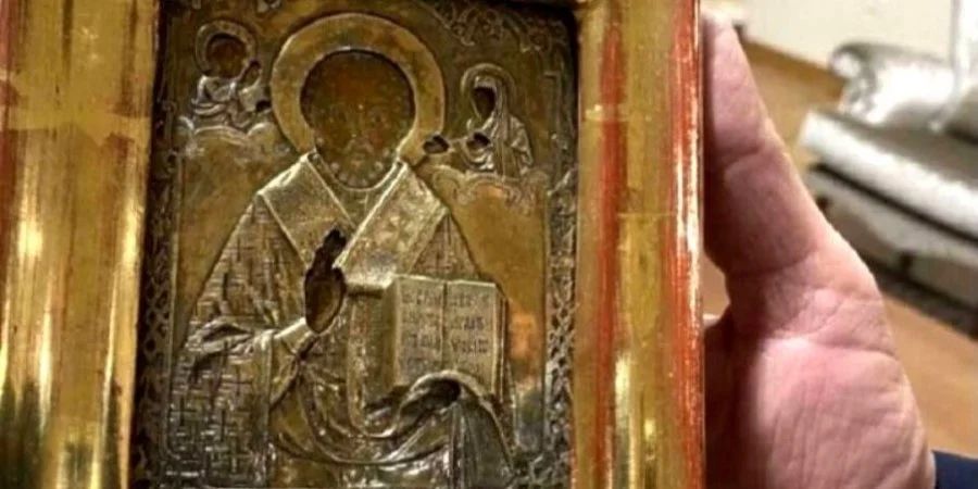 МЗС відкинуло умови Додіка для повернення Україні викраденої з Луганська ікони