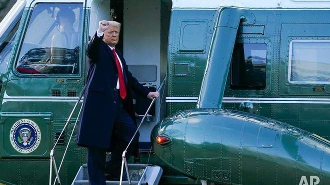 Трамп зруйнував традицію: не відправив за Байденом літак