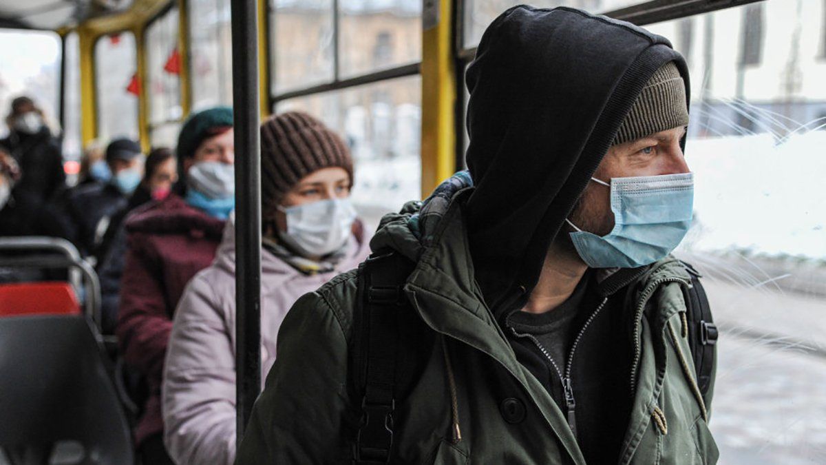 Без обмежень: після 25 січня регіони самостійно визначатимуть карантинні заходи