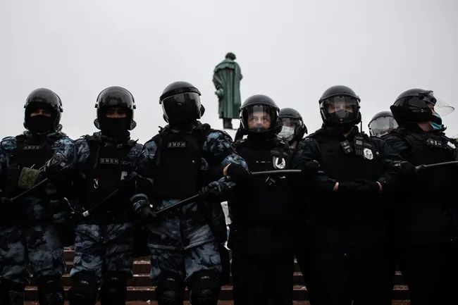 У Путіна нарахували «мало людей» на акціях протесту по всій Росії