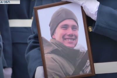 На Луганщині попрощалися із загиблим бійцем 28-ї бригади Олексієм Подвезенним