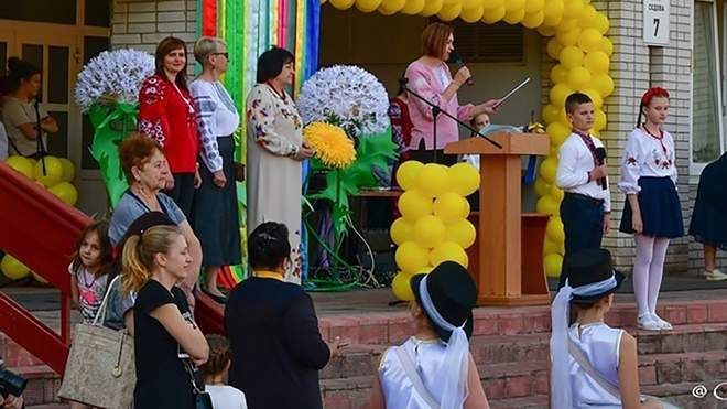 Смертельне отруєння школярок в Боярці: директорку ліцею відсторонили