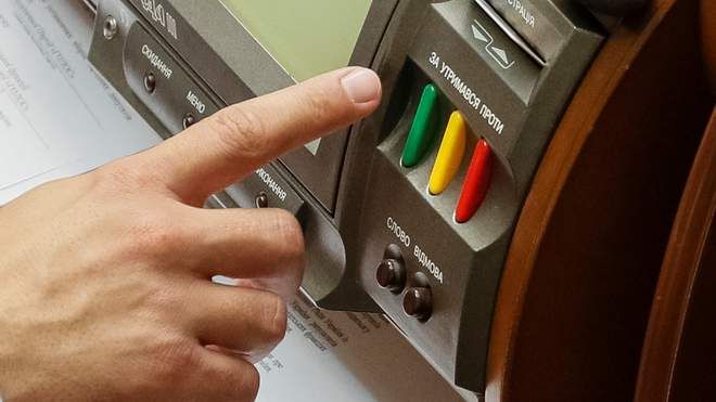 ВР усунула прогалини в законодавстві: депутатам заборонили голосувати при конфлікті інтересів