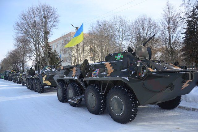 Українські прикордонники провели навчання на Сумщині - на кордоні з Росією, фото, відео