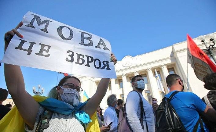 Мова проситься на язик: як очільники держави можуть популяризувати українську