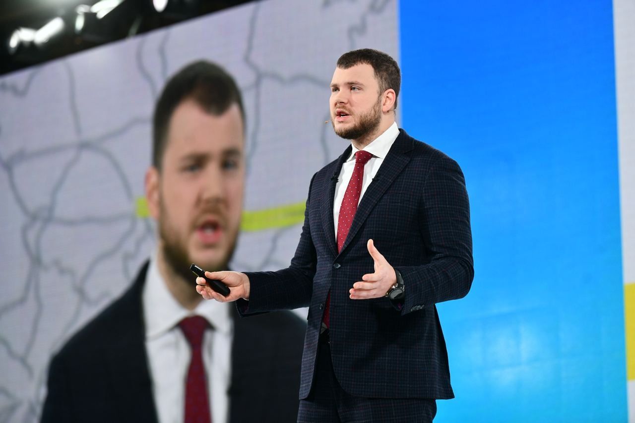 Укрзалізниця підвищить вартість квитків на пасажирські потяги у березні