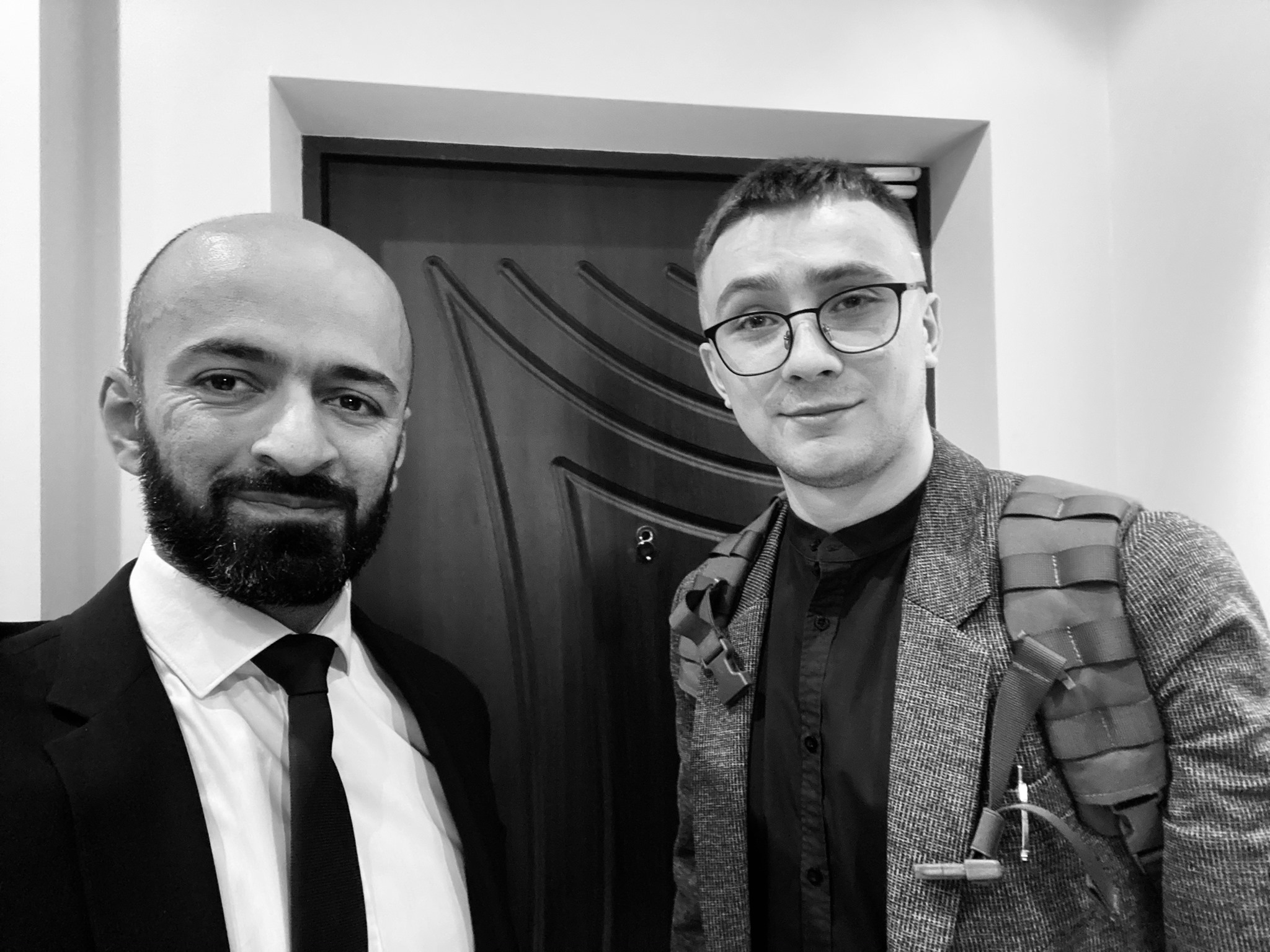Суспільний «нежданчик»: Зе-влада намагається зберегти обличчя в скандалі з вироком Сергію Стерненку