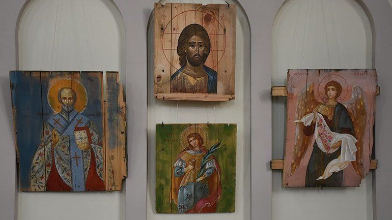 В Укроборонпромі відкрилась виставка «Ікони на ящиках з-під набоїв»