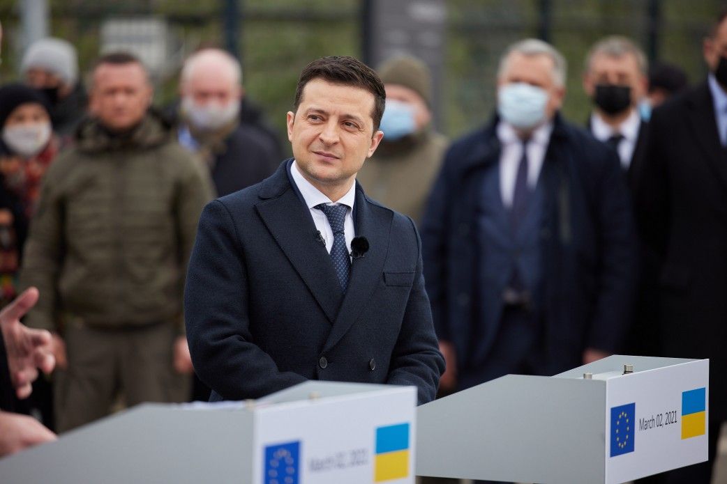 Зеленський застосував вето щодо закону про викривачів корупції