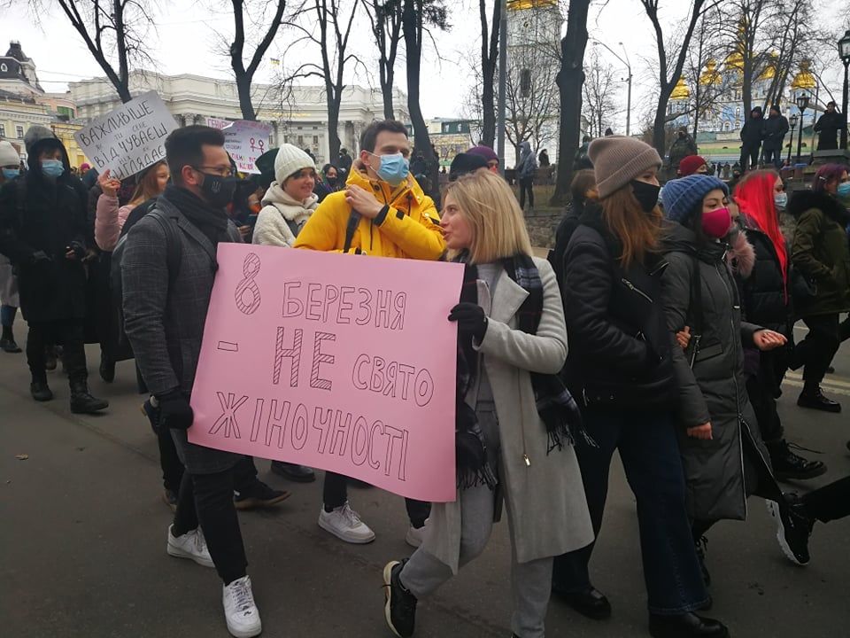 Голова УІНП Антон Дробович вважає нелогічним вихідний 8 березня
