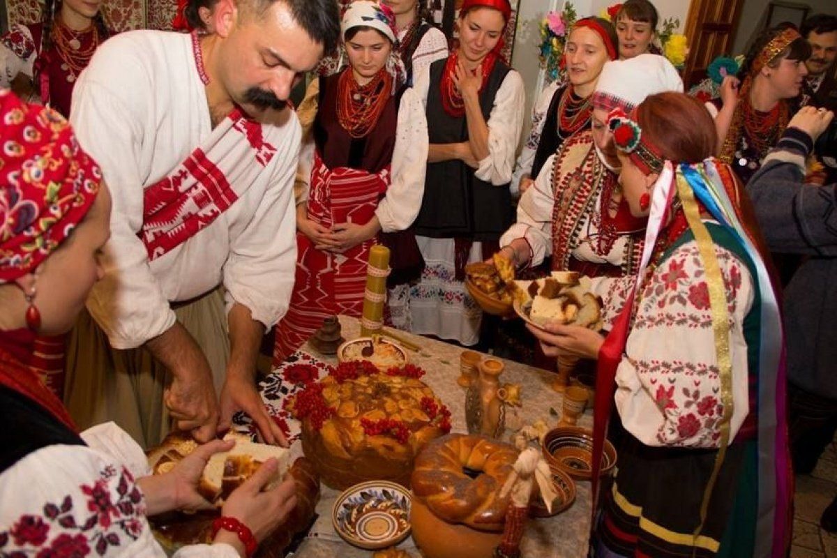 Масляна або Бабський тиждень: традиції і прикмети
