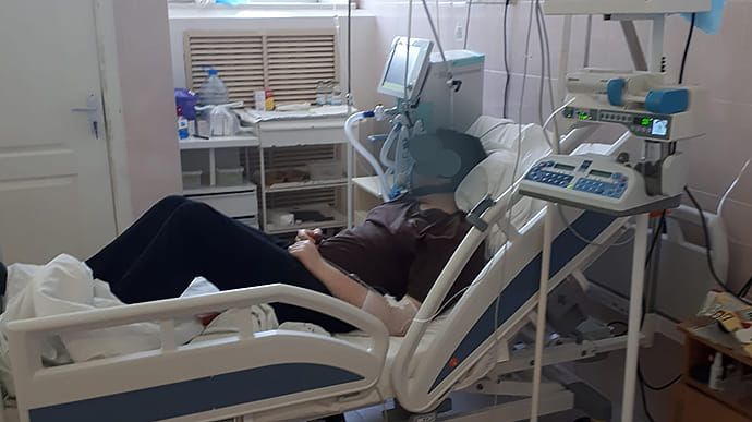 Коронавірус: в переповнених лікарнях Харкова завершується кисень