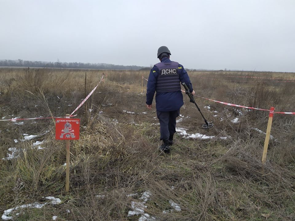 Розмінування східних теренів України триватиме 30 років - Резніков