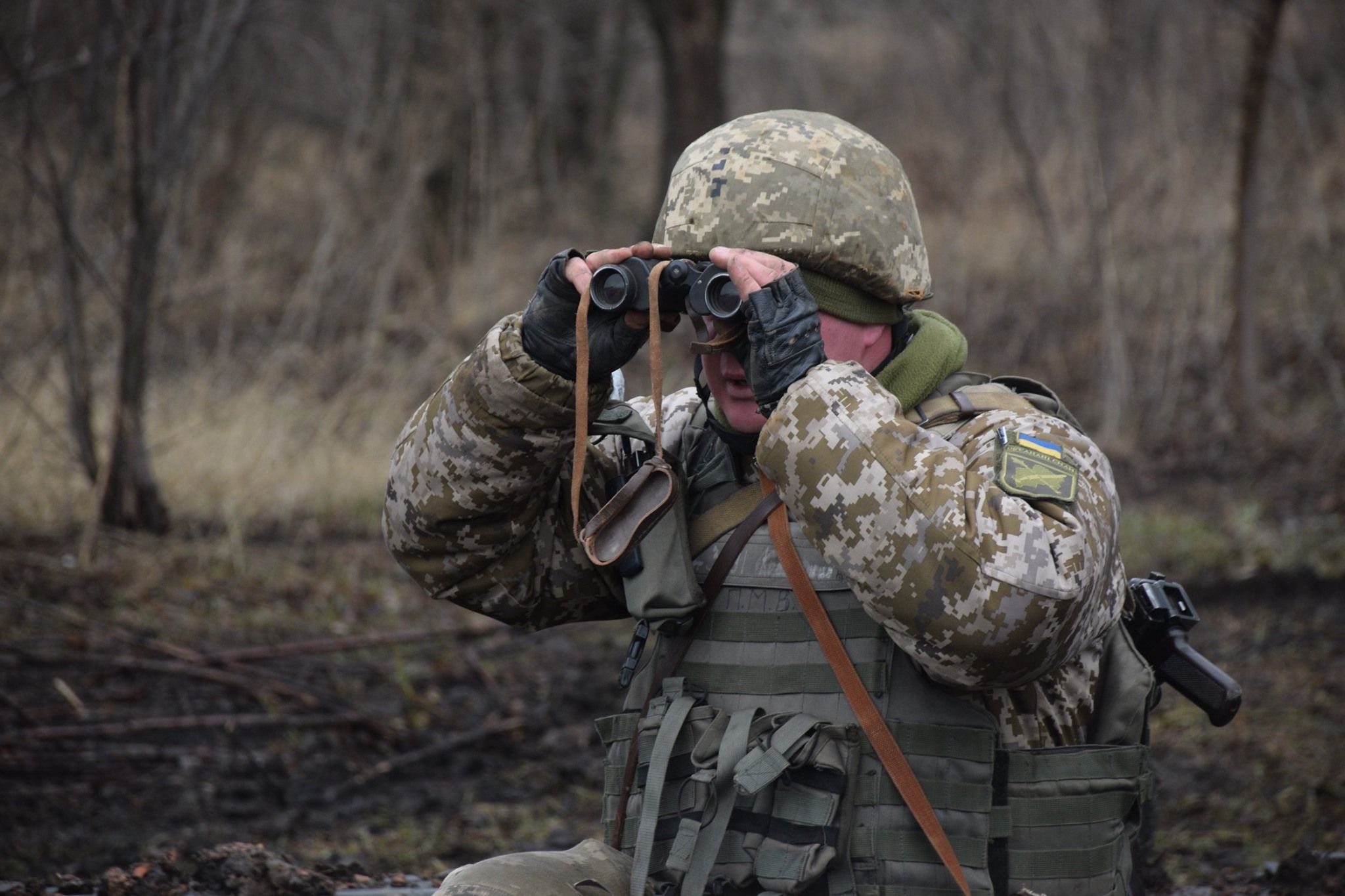 Під Шумами підірвався на міні захисник України