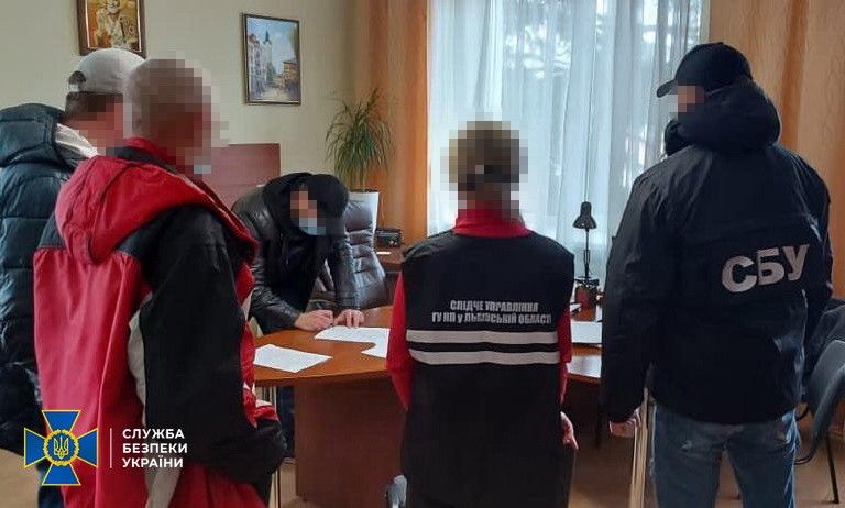 СБУ викрила корупційну схему привласнення коштів Укрзалізниці
