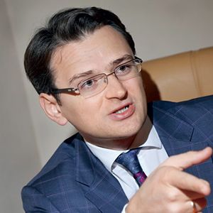 Кулеба: Україна  відкриває вогонь  виключно  у випадку загрози