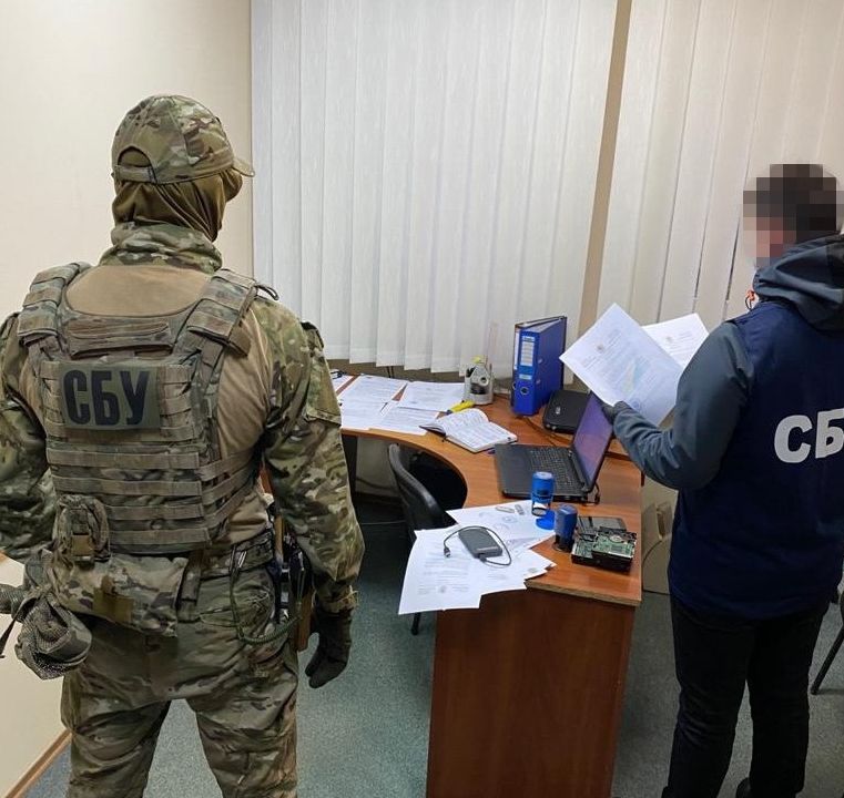 У Хмельницькому співпрацювали «фейкова міськрада» і Шарій