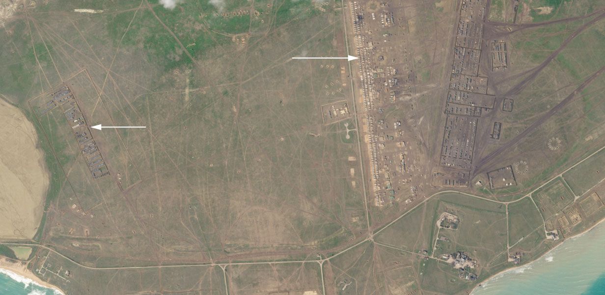 Поблизу Керчі сфотографували із супутника польовий табір російських окупантів