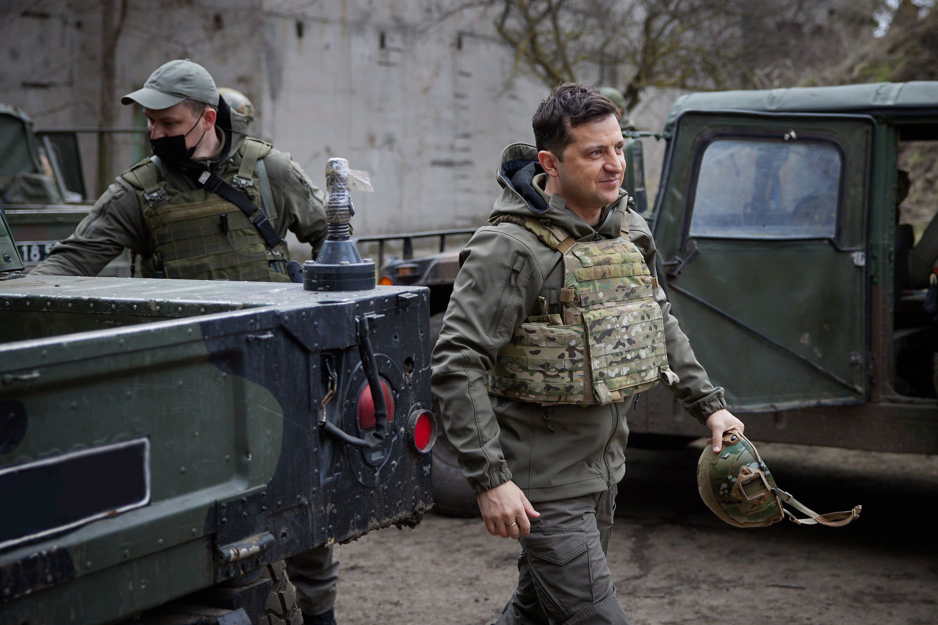 Зеленський відреагував на відведення російських військ