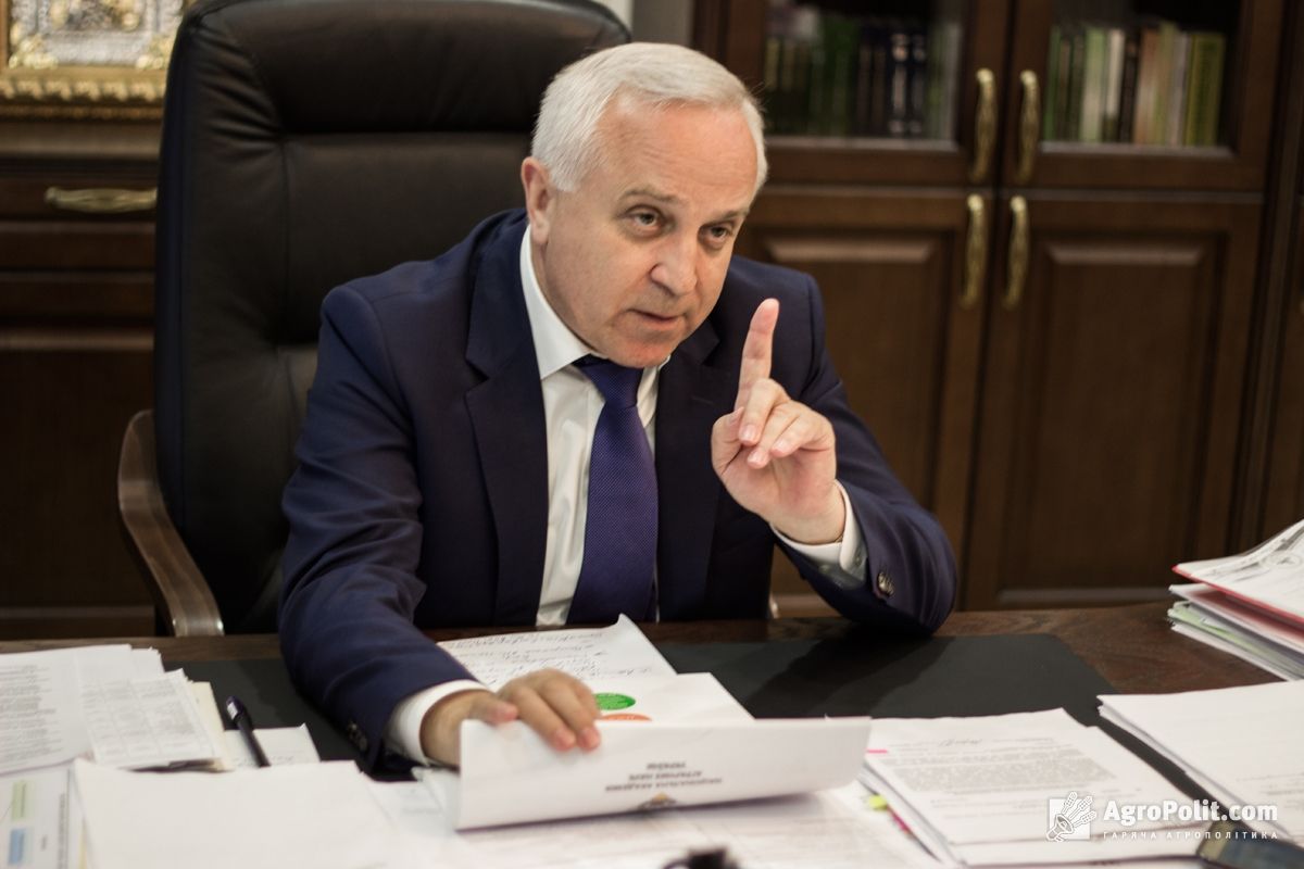 У Національній академії аграрних наук відсторонили від посади її президента