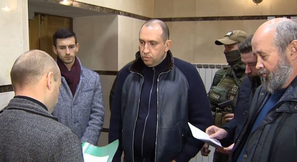 Оголошений контрабандистом Вадим Альперін позивається через втрату громадянства