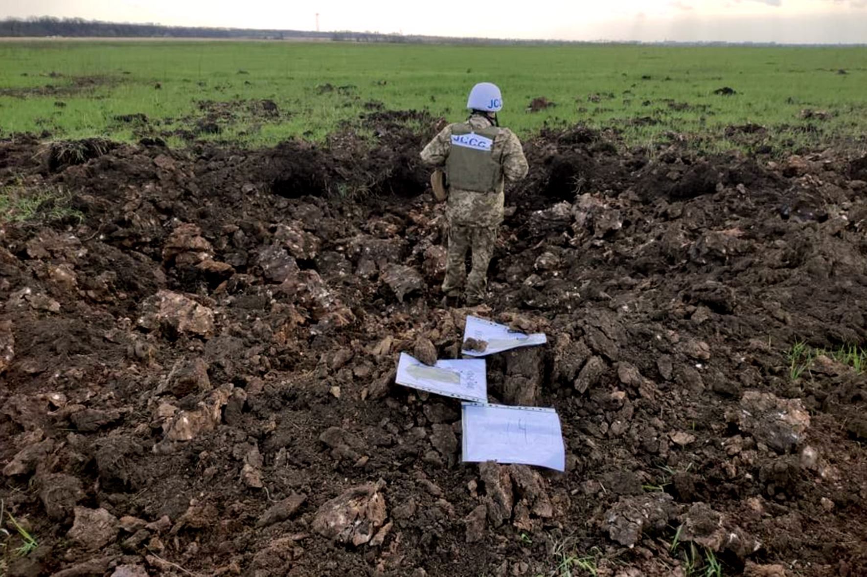 Селище Водяне окупанти обстріляли з важкої артилерії