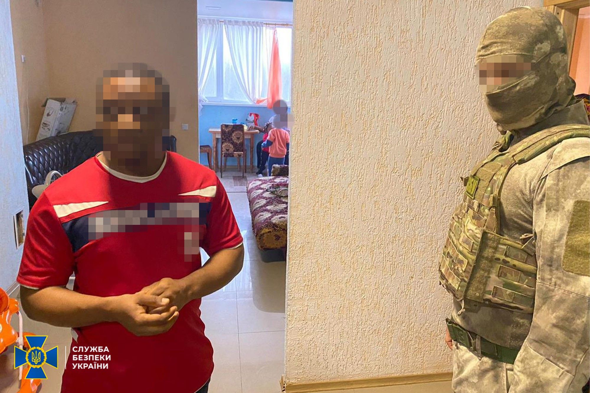 У Києві росіяни і африканці торгували підробленою вакциною: $250 за дозу