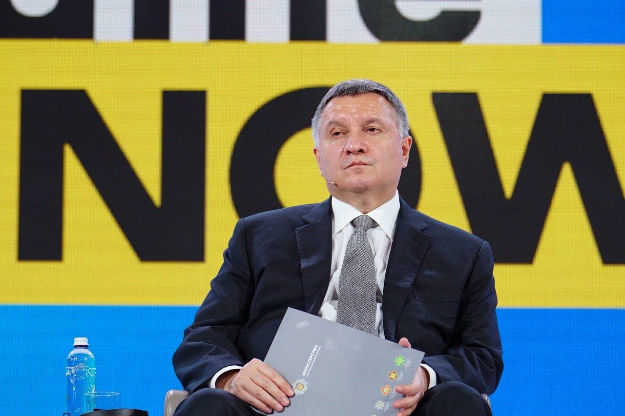 Аваков обіцяє водіям відмову МВС від «листів щастя»