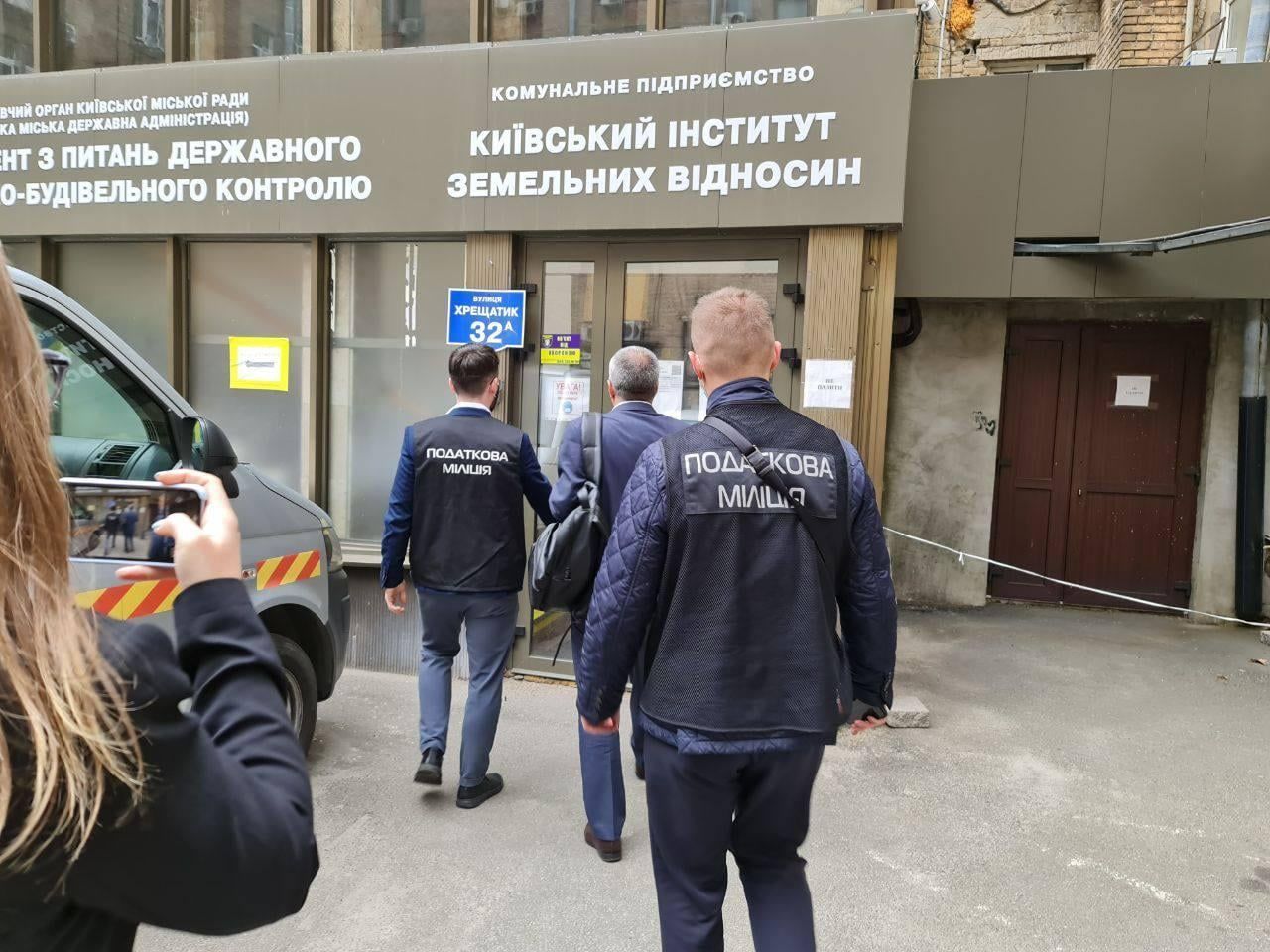 У Києві прокуратура проводить обшуки в приміщенні міськдержадміністрації