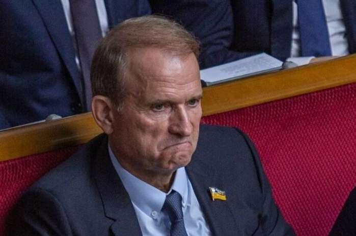 Держзрада до ґрат доведе: Медведчуку обирають запобіжний захід