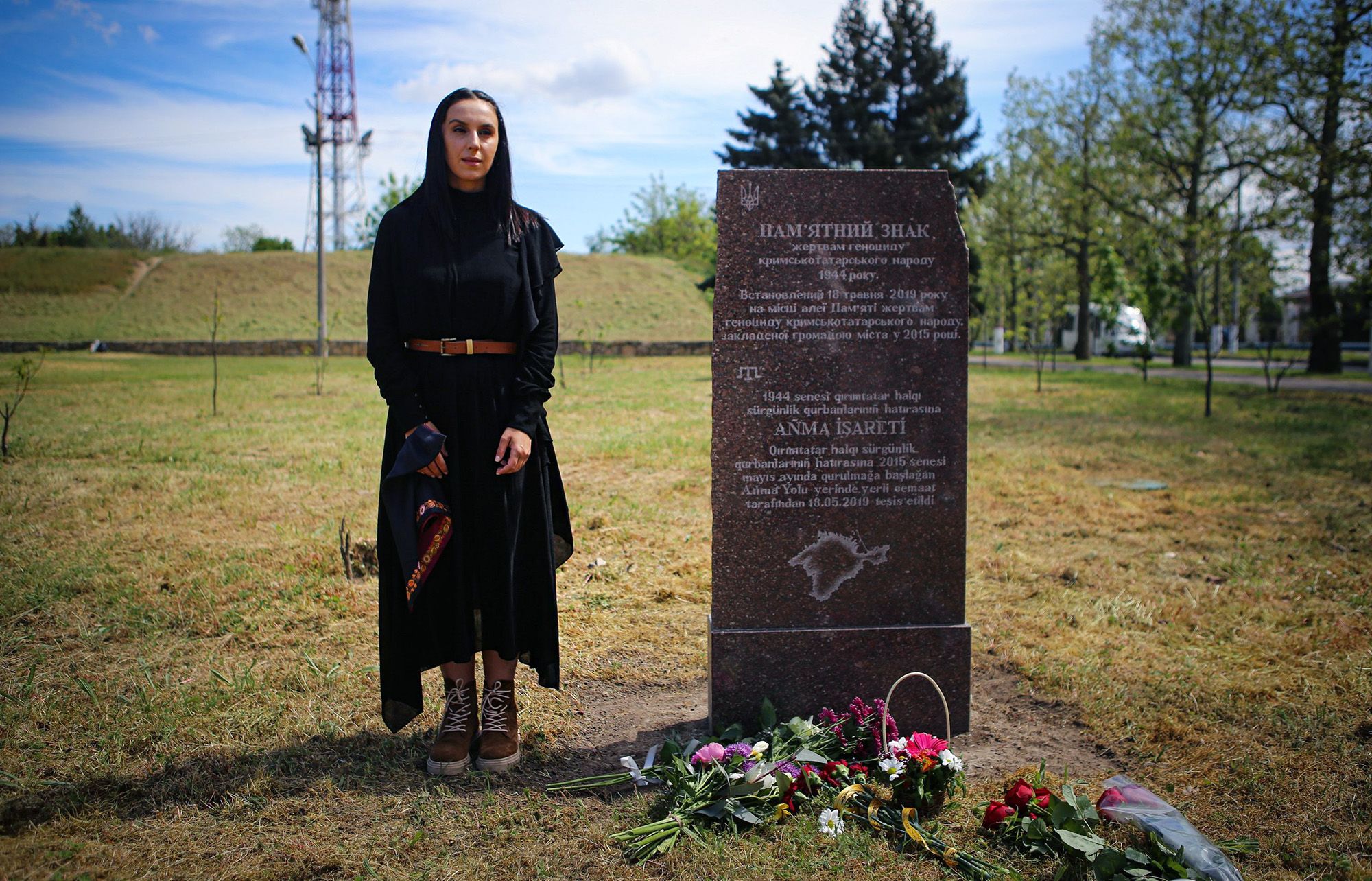 Джамала та Сеїтаблаєв вшанували жертв геноциду кримських татар у Херсоні, фото