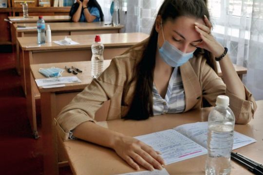 В Україні розпочинається основна сесія ЗНО