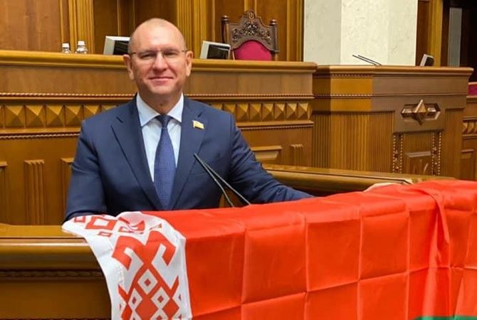 Слуга народу виключає з фракції фаната  Лукашенка
