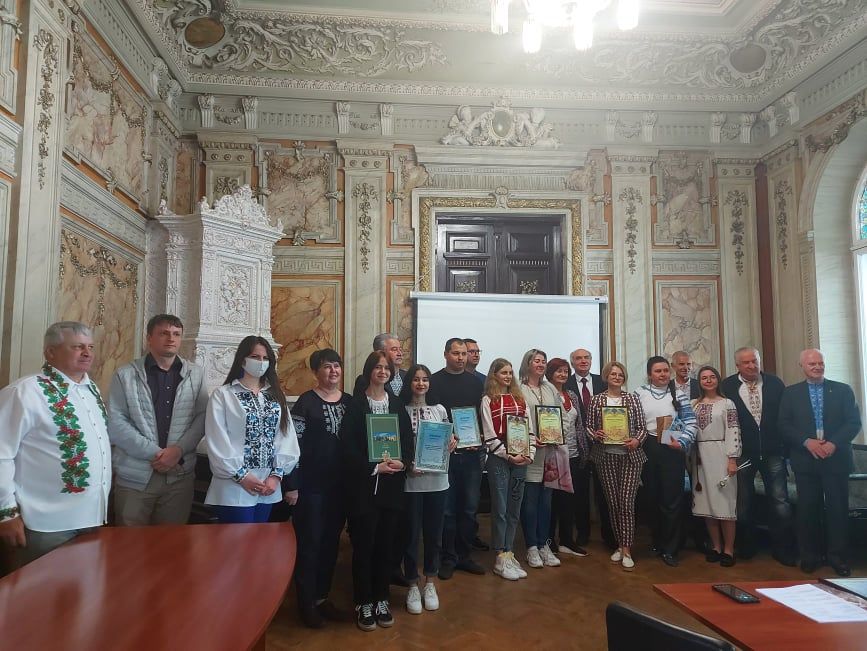 Знай історію незалежності: у конкурсі мініфільмів «Врятувати від забуття» перемогла робота про прабабусину хату