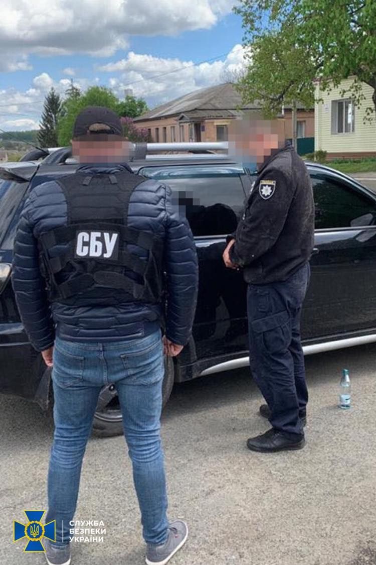 За рибу гроші: на хабарі попався один з керівників патрульної поліції Черкаської області