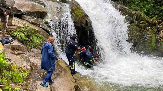 У Кам'янському водоспаді на Львівщині загинув шестикласник