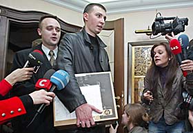 Громадянин Луценко, відчиніть!