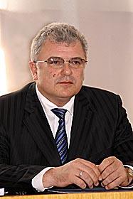 Юро, прощай! Здрастуй, Юро!