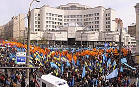 Феміда в облозі