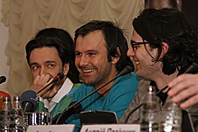 В «Мірі» — мир
