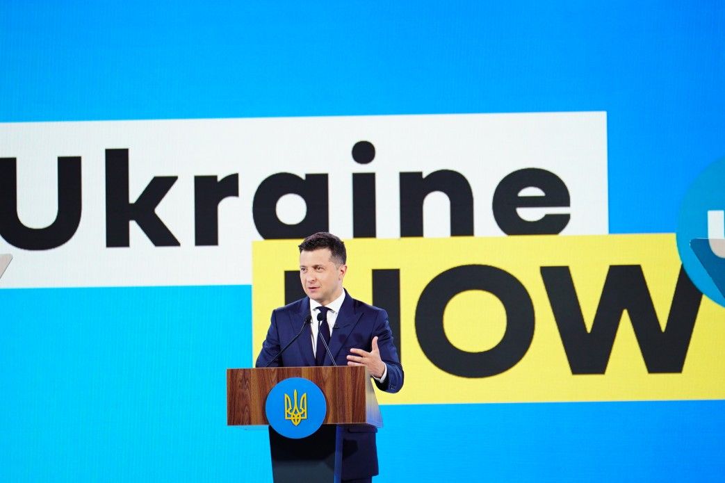 Зеленський назвав маніпулятивну  умову аби закон про олігархів  винести на референдум