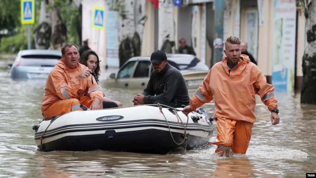 Після них хоч потоп: чому насправді пішла під воду окупована Ялта