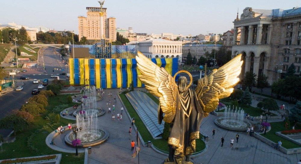 Аеропорти і колії до свята: Зе-влада витратить на 30-річчя Незалежності 5,5 мільярдів