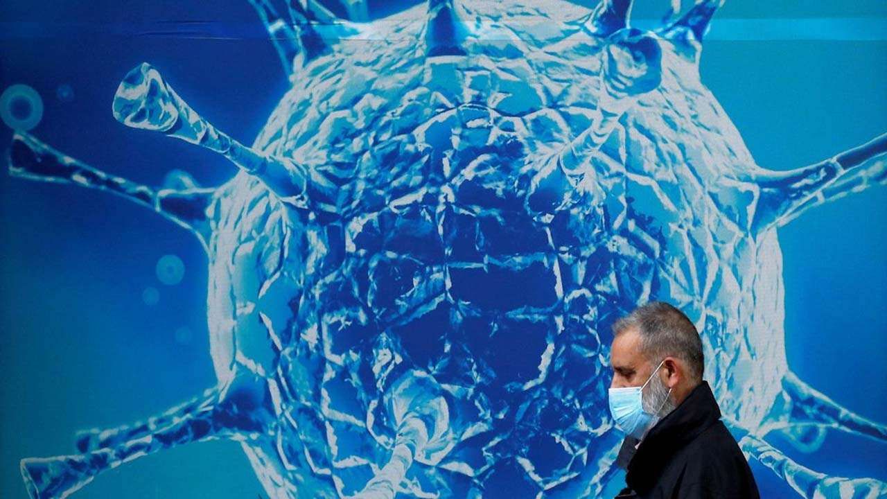 Хвиля на ім’я «дельта»: новий штам коронавірусу загрожує зіпсувати і це літо