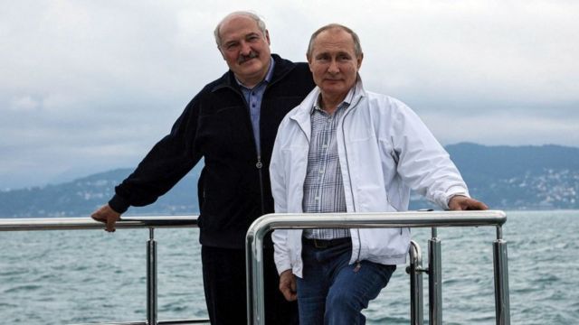 Кремль запросив  Лукашенка в окупований Крим