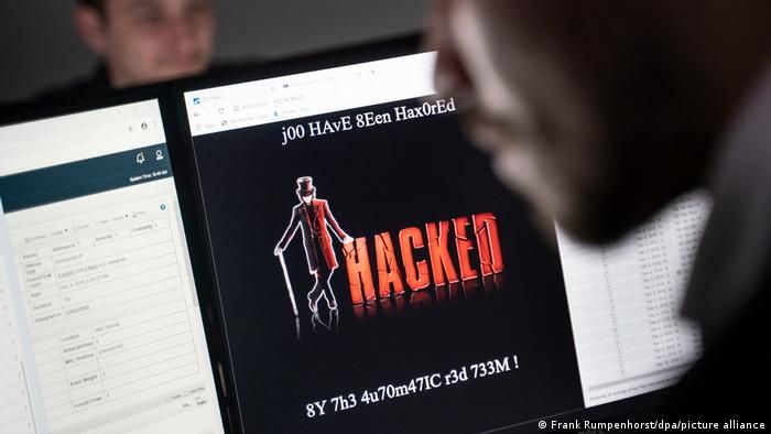 ФРН підозрює росіян у масштабній кібератаці
